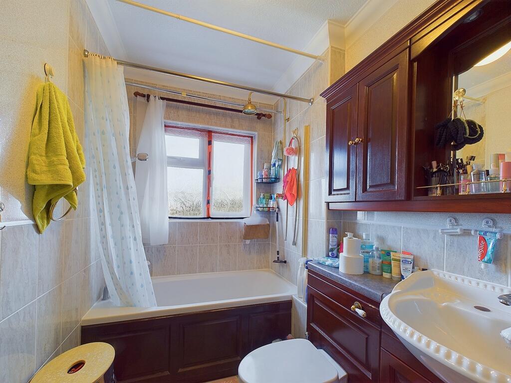 Additional image 12 of 116-118 Ferring Street, Ferring, Worthing, West Sussex, BN12 5JP
