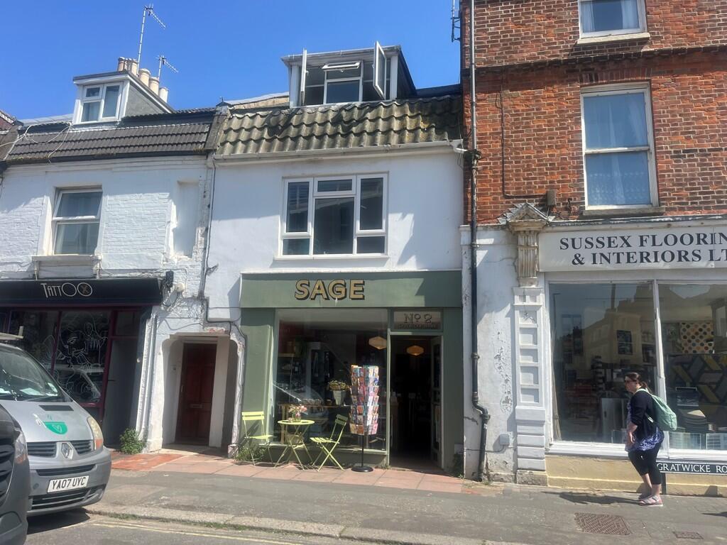 Main image of property: 2 Gratwicke Road, Worthing, West Sussex, BN11 4BH