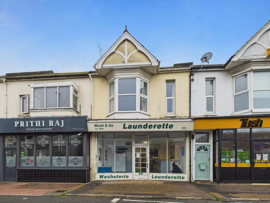 Main image of property: 105 South Street, Lancing, West Sussex, BN15 8AS