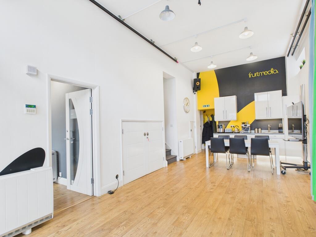 Main image of property: 29 Buckingham Road, Shoreham-By-Sea, West Sussex, BN43 5UA