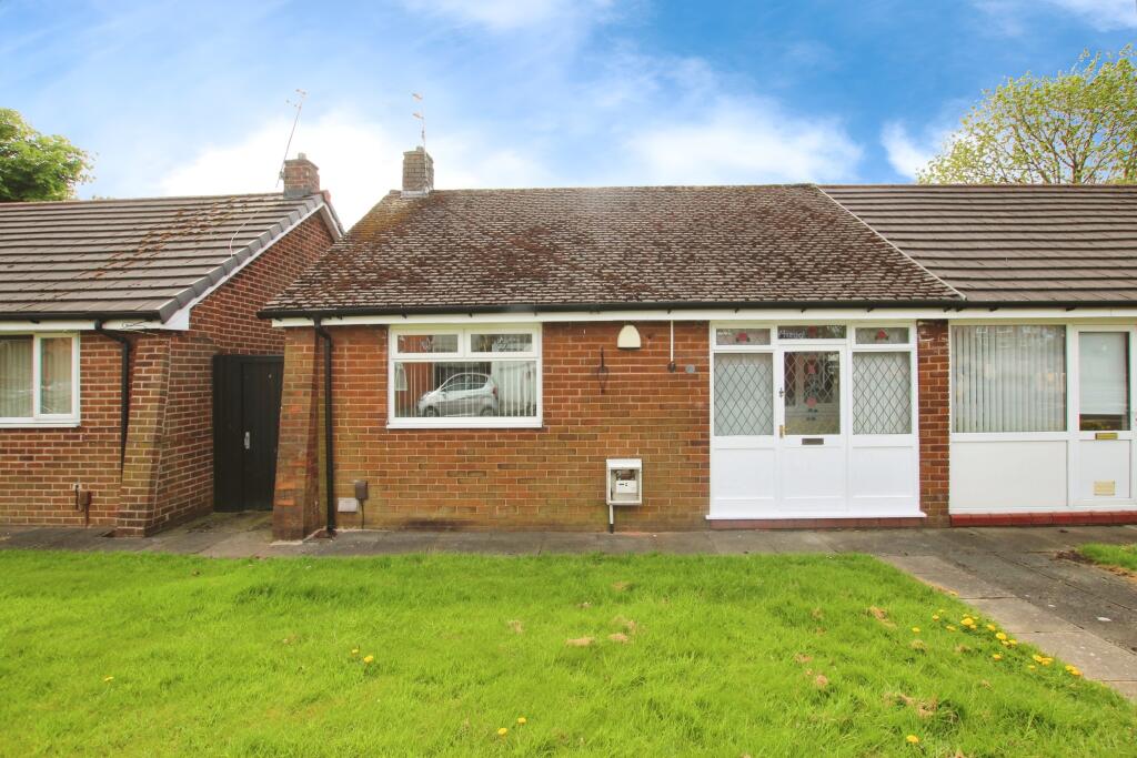 Main image of property: Oaks Close, Clock Face, St Helens, WA9
