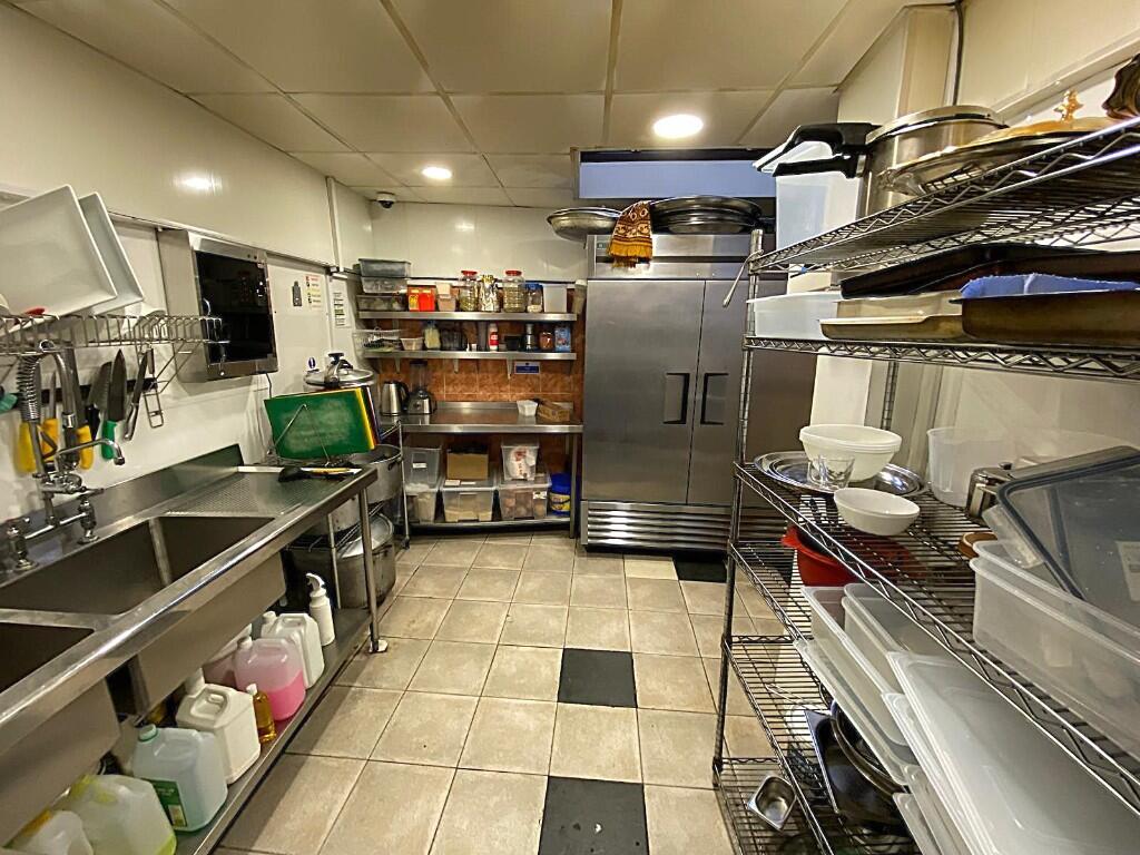Additional property image - City Road, Cardiff(City), CF24