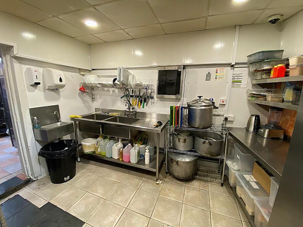 Additional property image - City Road, Cardiff(City), CF24