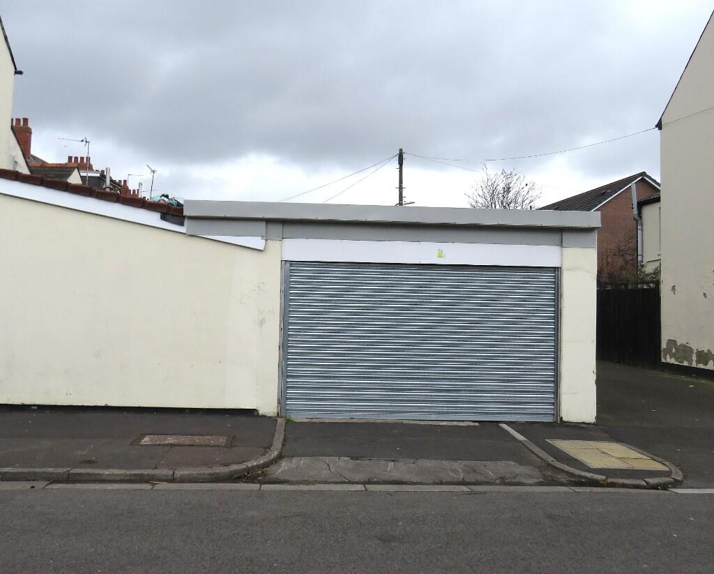 Main image of property: Holmesdale Street, Cardiff(City), CF11
