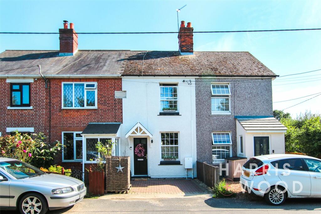 3 bedroom terraced house for sale in Queens Head Road, Boxted