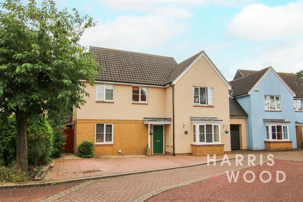 4 bedroom detached house for sale in Oxley Parker Drive, Mile End