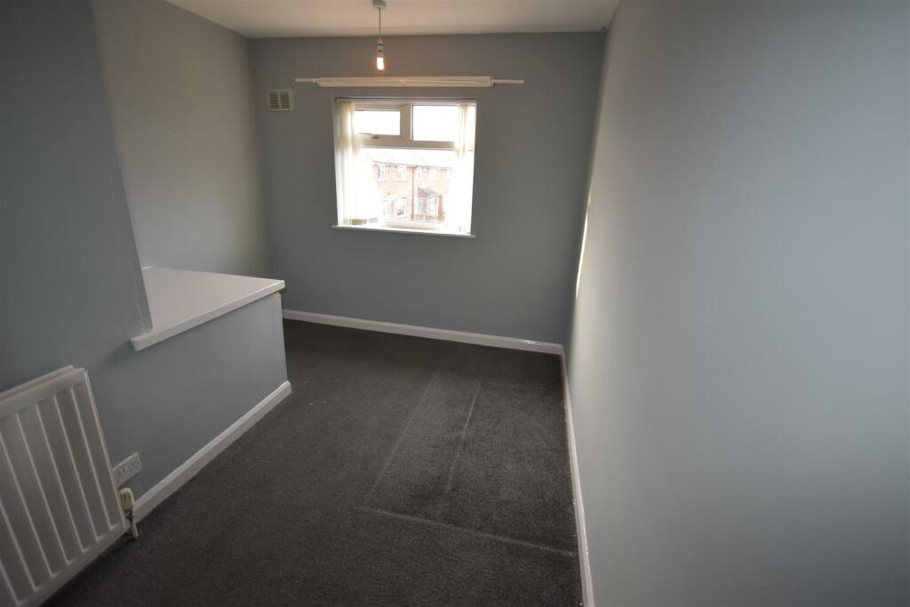 Additional property image - Malpas Road, Great Sutton, Ellesmere Port