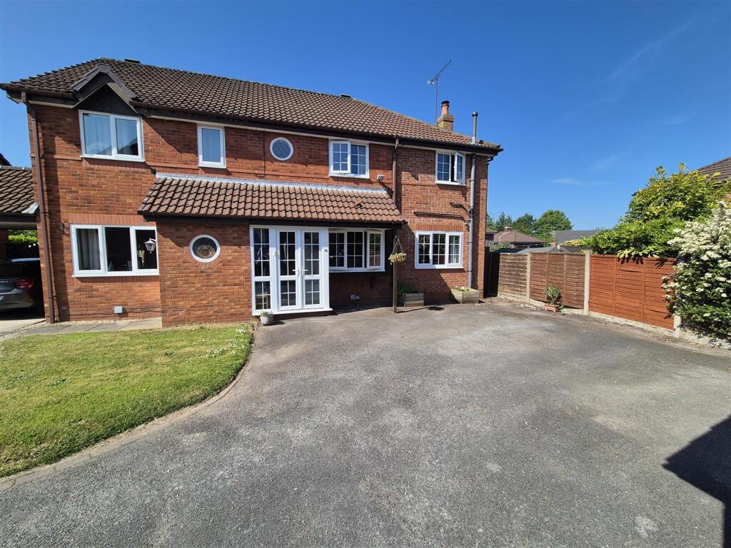 Main image of property: Windermere Close, Little Neston, Neston