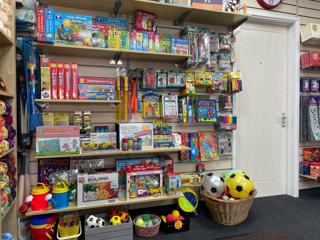Additional property image - 17 Goring Road, Worthing, West Sussex, BN12