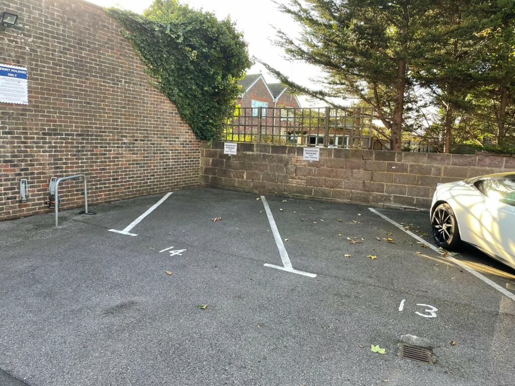 Additional property image - 17 Goring Road, Worthing, West Sussex, BN12