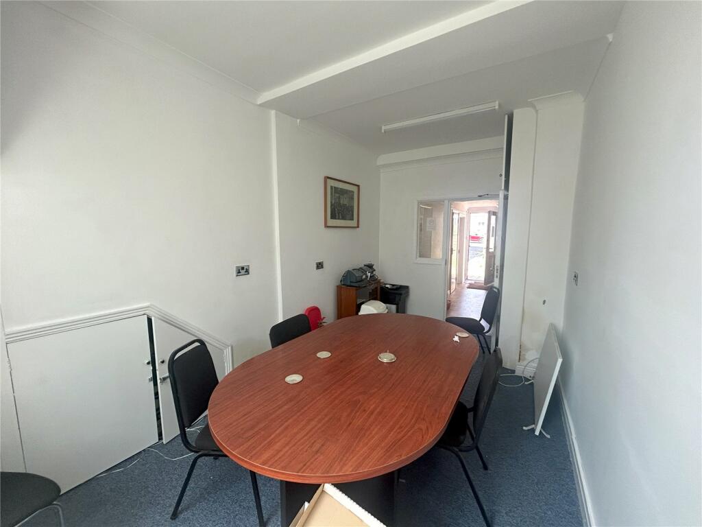 Additional property image - Anchor House, 60a Newland Road, Worthing, West Sussex, BN11