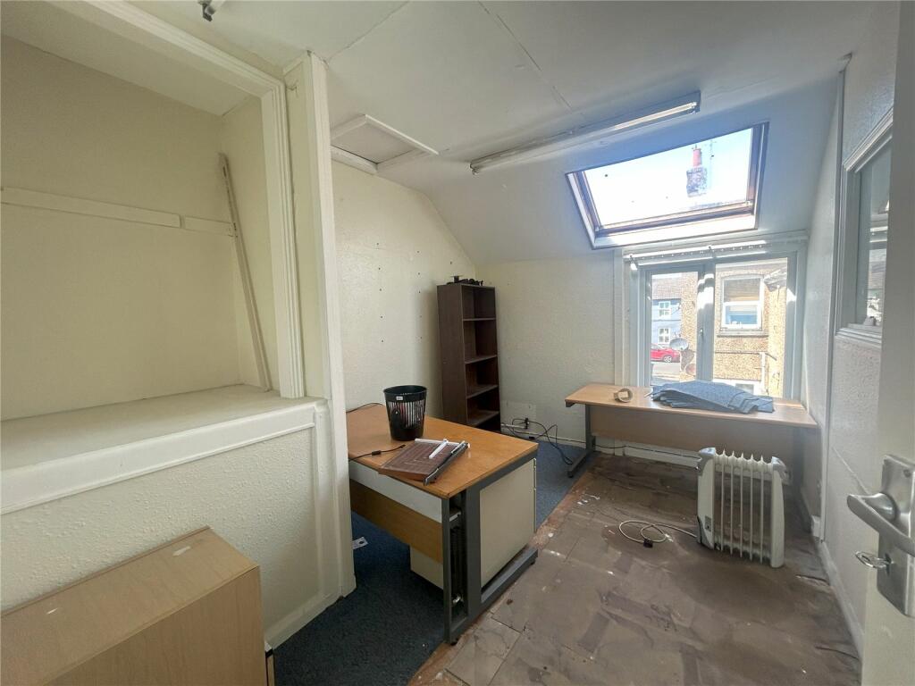 Additional property image - Anchor House, 60a Newland Road, Worthing, West Sussex, BN11