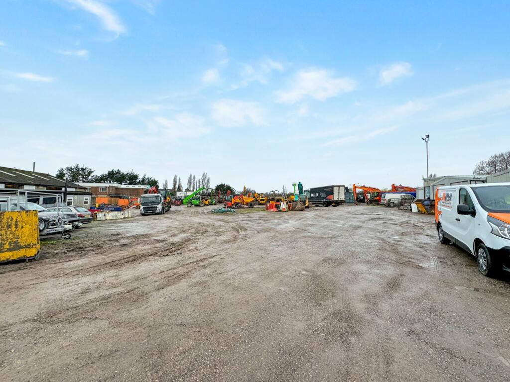 Additional property image - Unit 3 Meadow Road Industrial Estate, 5 Dale Road, Worthing, West Sussex, BN11