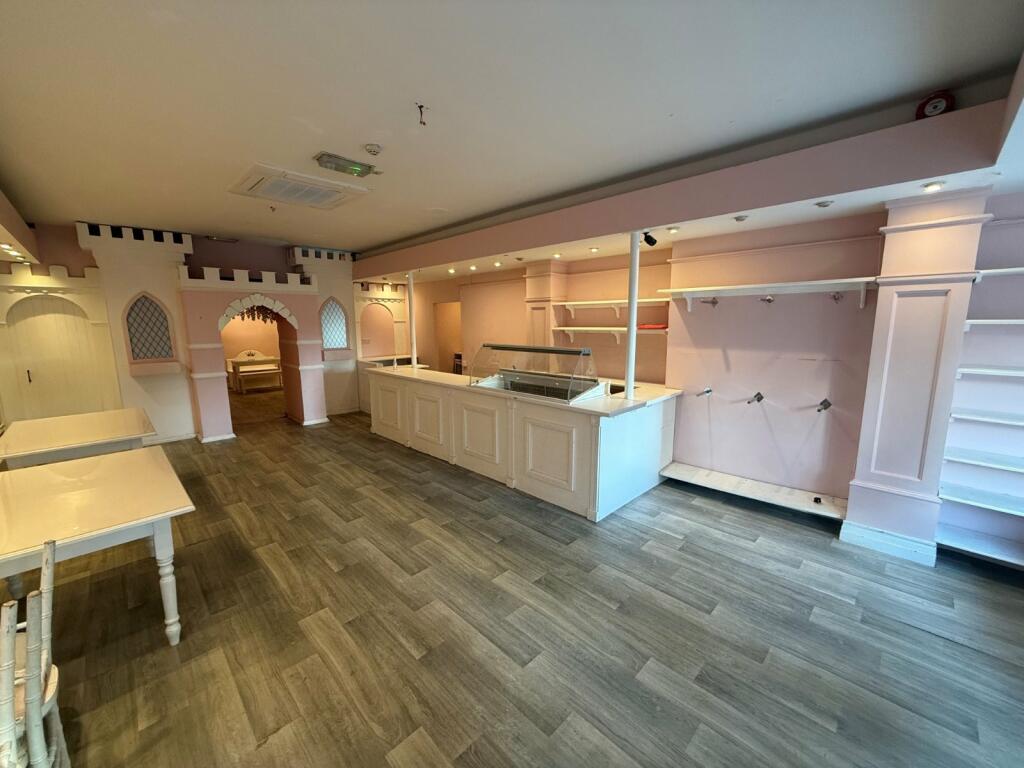 Additional property image - 7 Warwick Street, Worthing, West Sussex, BN11