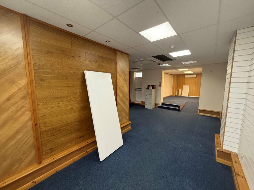 Additional property image - 111 South Street, Lancing, West Sussex, BN15