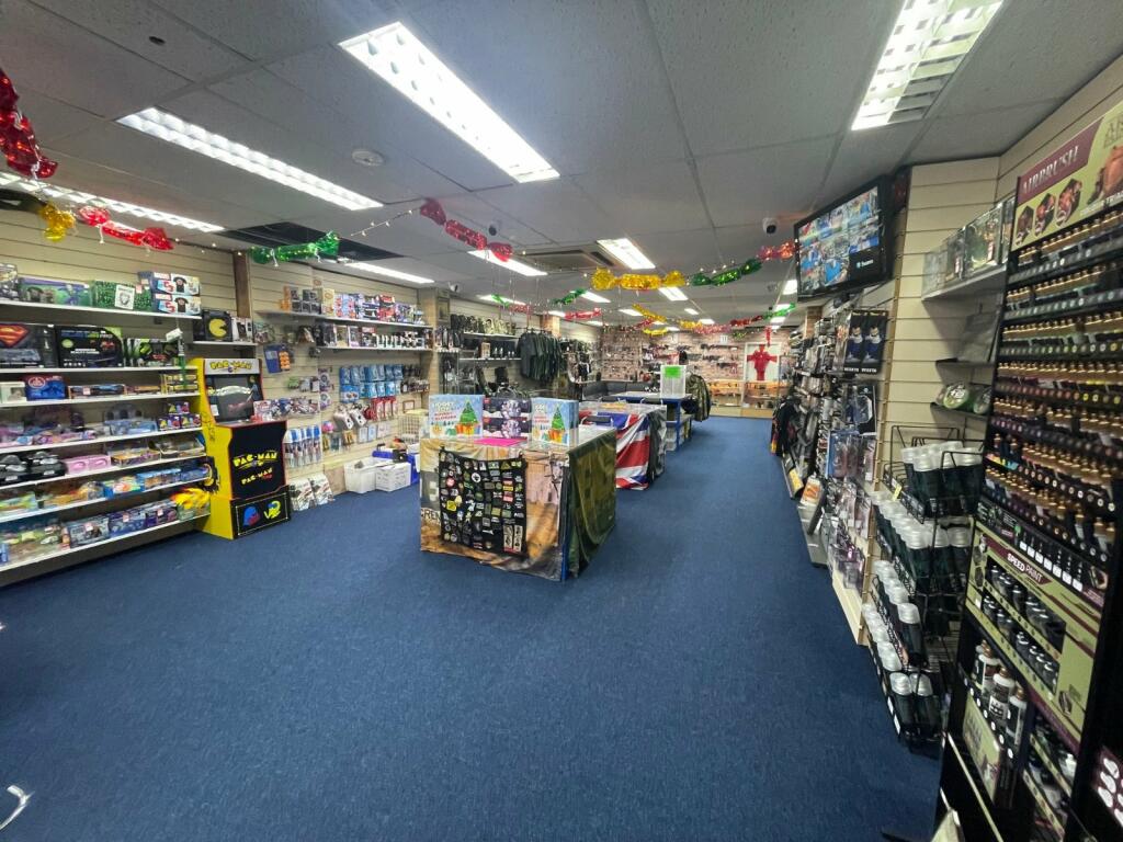 Additional property image - High Street, Littlehampton, West Sussex, BN17