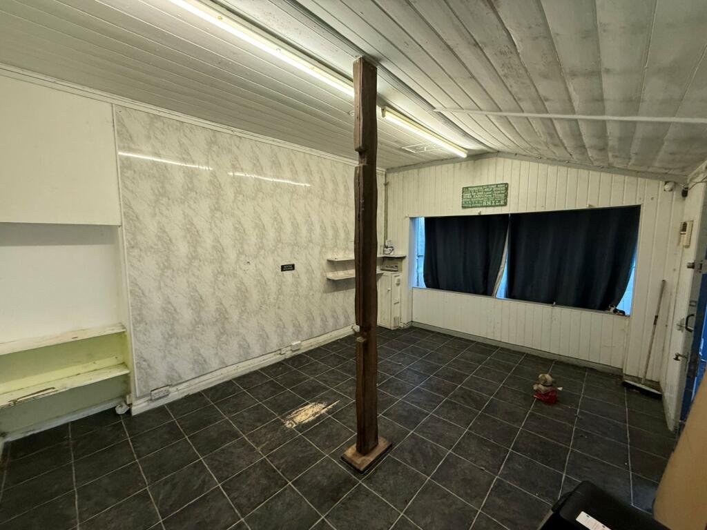 Additional property image - 98 South Street, Tarring, Worthing, West Sussex, BN14