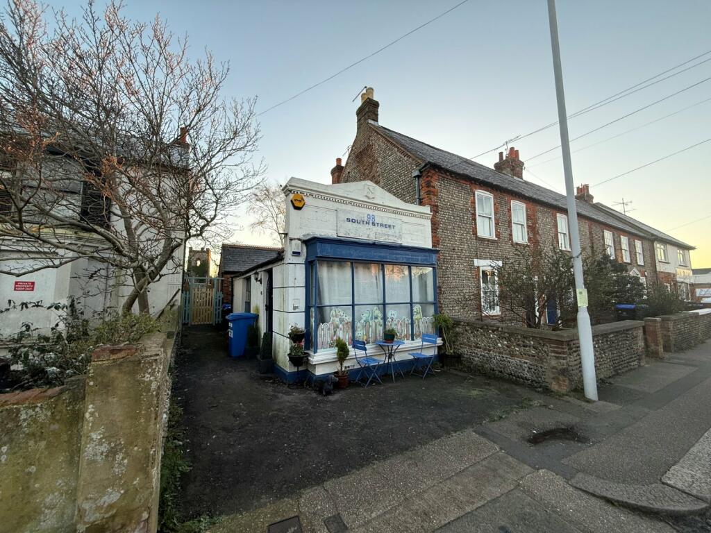 Additional property image - 98 South Street, Tarring, Worthing, West Sussex, BN14