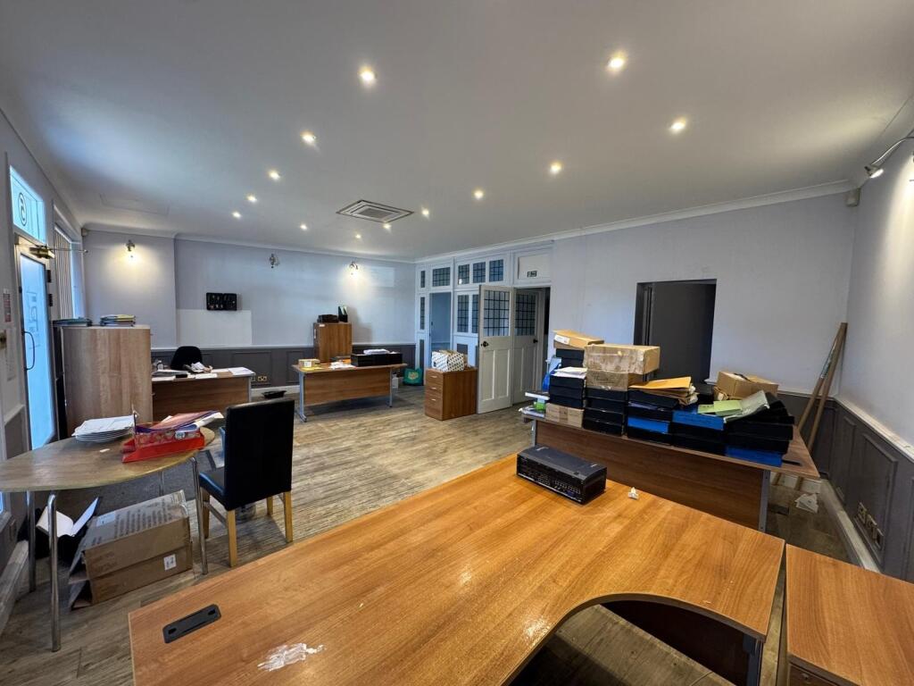Additional property image - 5 Becket Buildings, Littlehampton Road, Worthing, West Sussex, BN13