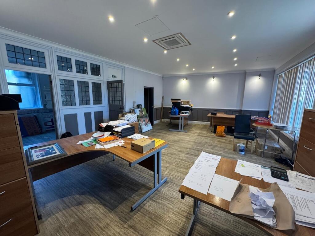 Additional property image - 5 Becket Buildings, Littlehampton Road, Worthing, West Sussex, BN13