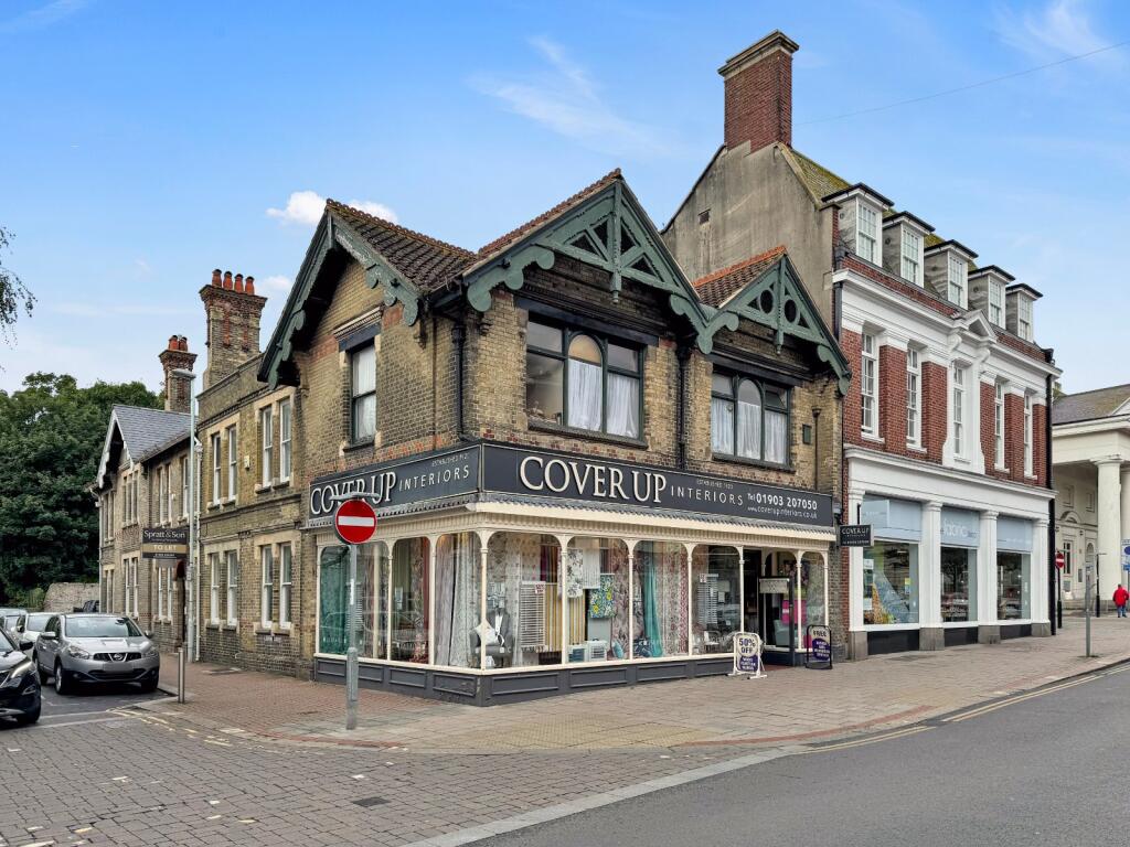 Main image of property: 55 Chapel Road, Worthing, West Sussex, BN11
