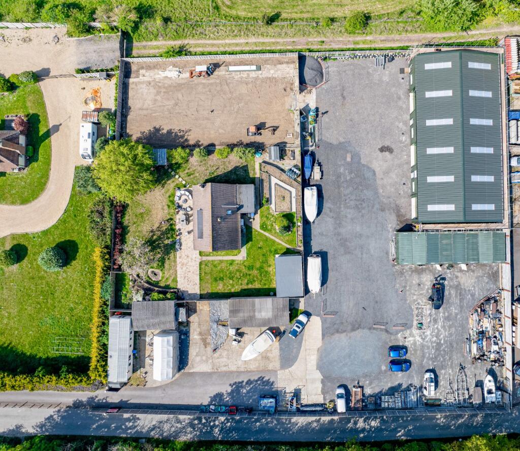 Additional image 9 of Workshop / Studio At Hillview Business Park, Littlehampton Road, Ferring, West Sussex, BN12