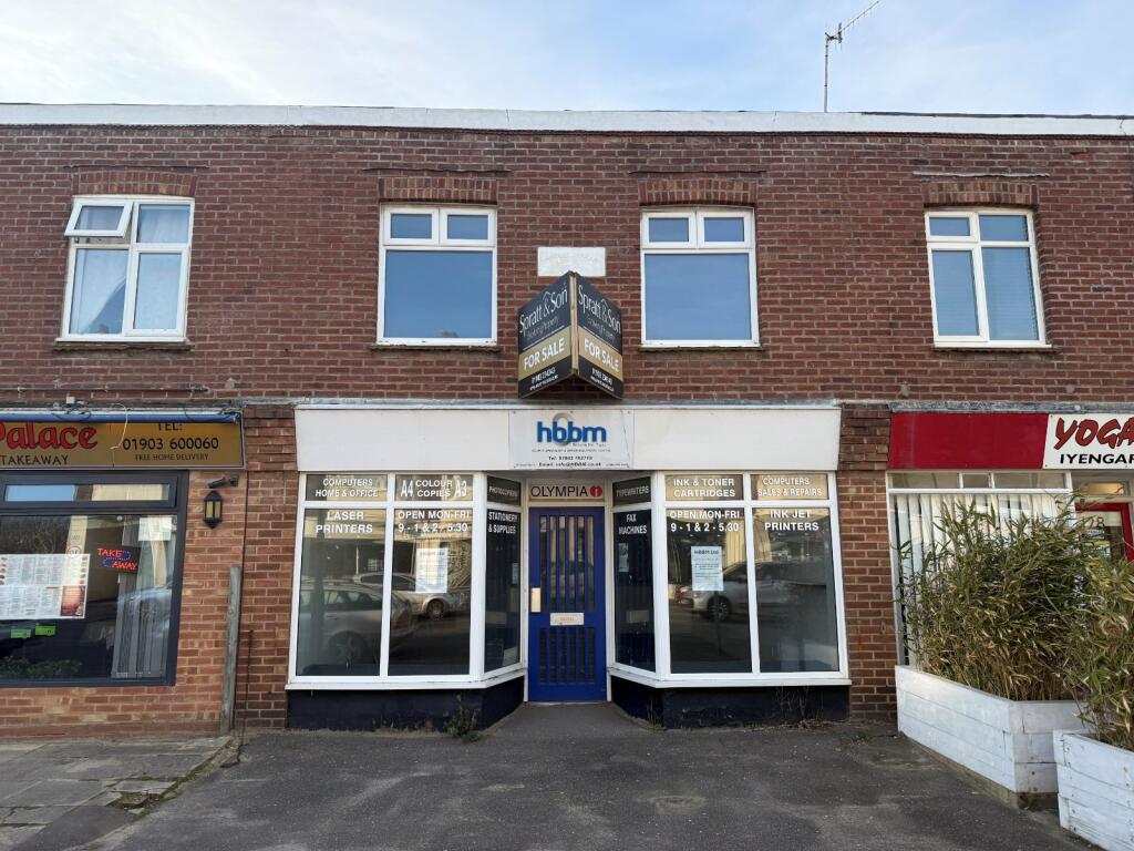 Main image of property: 130 South Street, Lancing, West Sussex, BN15