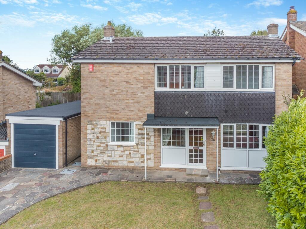 Main image of property: Moorhurst Avenue, Goffs Oak, Waltham Cross, Hertfordshire