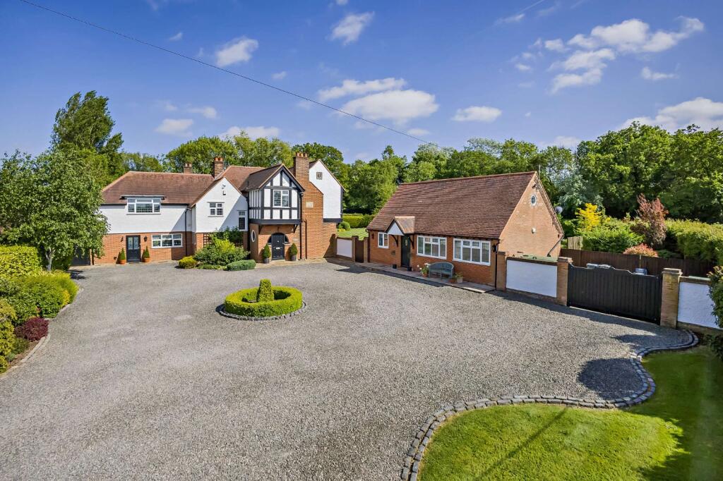 Main image of property: Mangrove Lane, Hertford, Hertfordshire