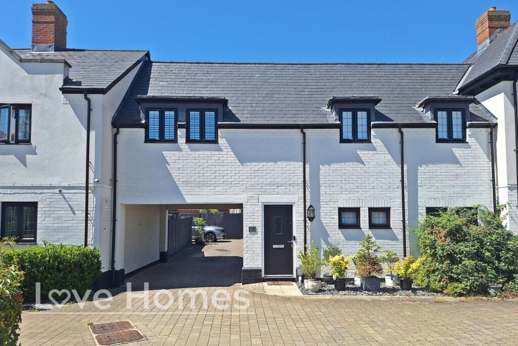 Main image of property: Spruce Edge, Silsoe, MK45 4GX