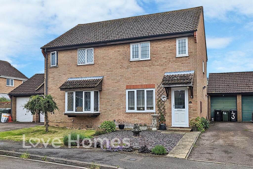 3 bedroom semidetached house for sale in Cherry Close, Houghton