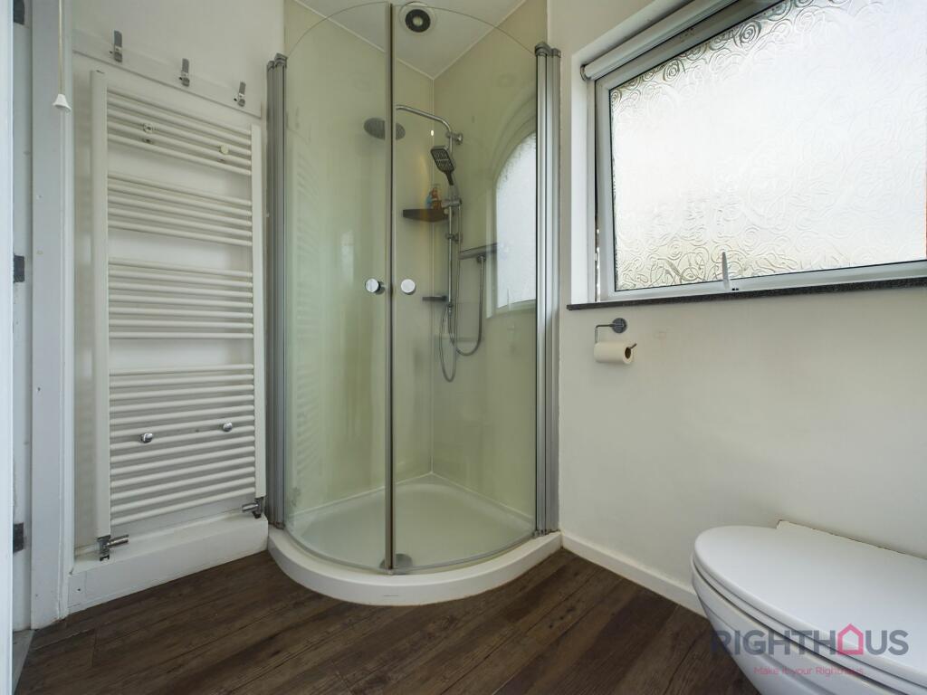 Additional property image - Back Lane, Queensbury, BD13