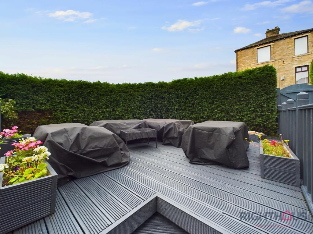 Additional property image - Back Lane, Queensbury, BD13