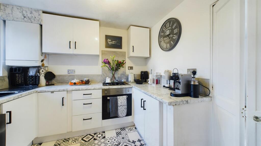 Additional property image - Ullswater Drive, Bradford, BD6