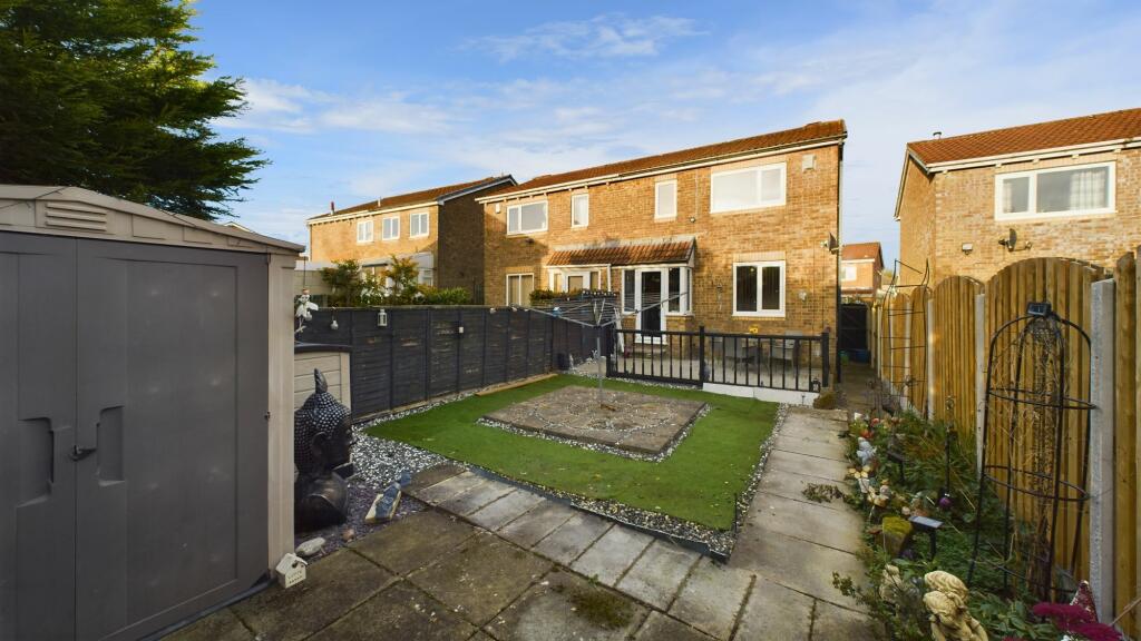 Additional property image - Ullswater Drive, Bradford, BD6