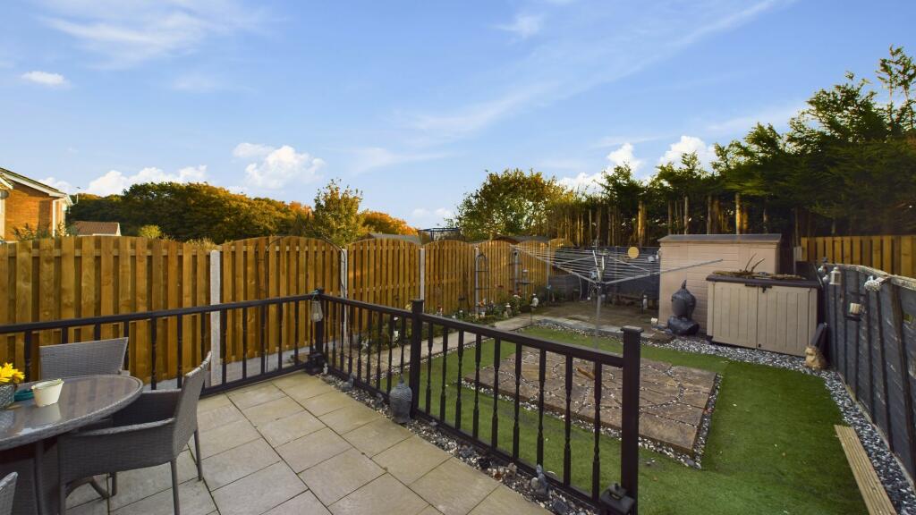 Additional property image - Ullswater Drive, Bradford, BD6