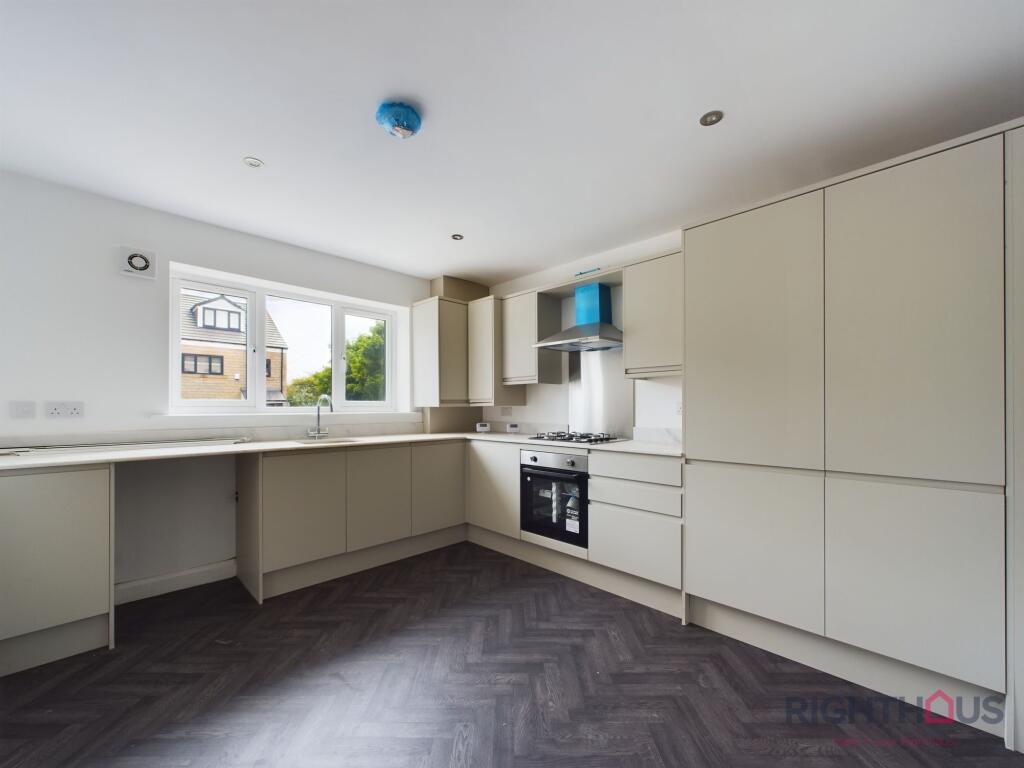 Additional property image - Woodlands Grove, Queensbury, BD13