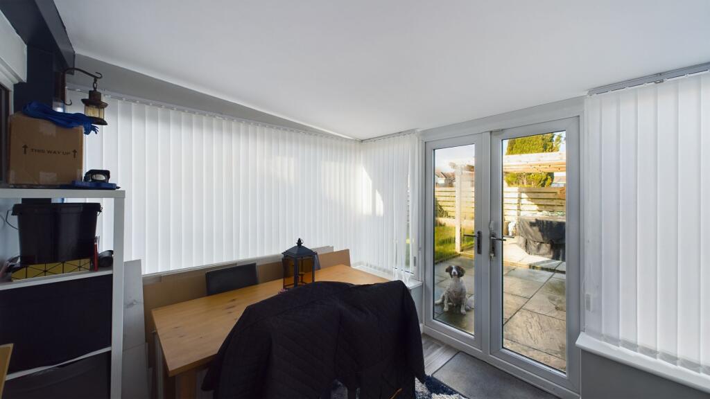 Additional property image - Beacon Road, Bradford, BD6