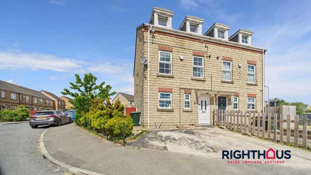 3 bedroom semi-detached house