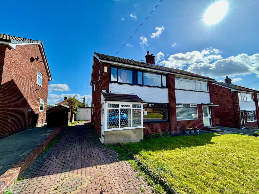 Main image of property: Sunningdale, Bradford, BD8