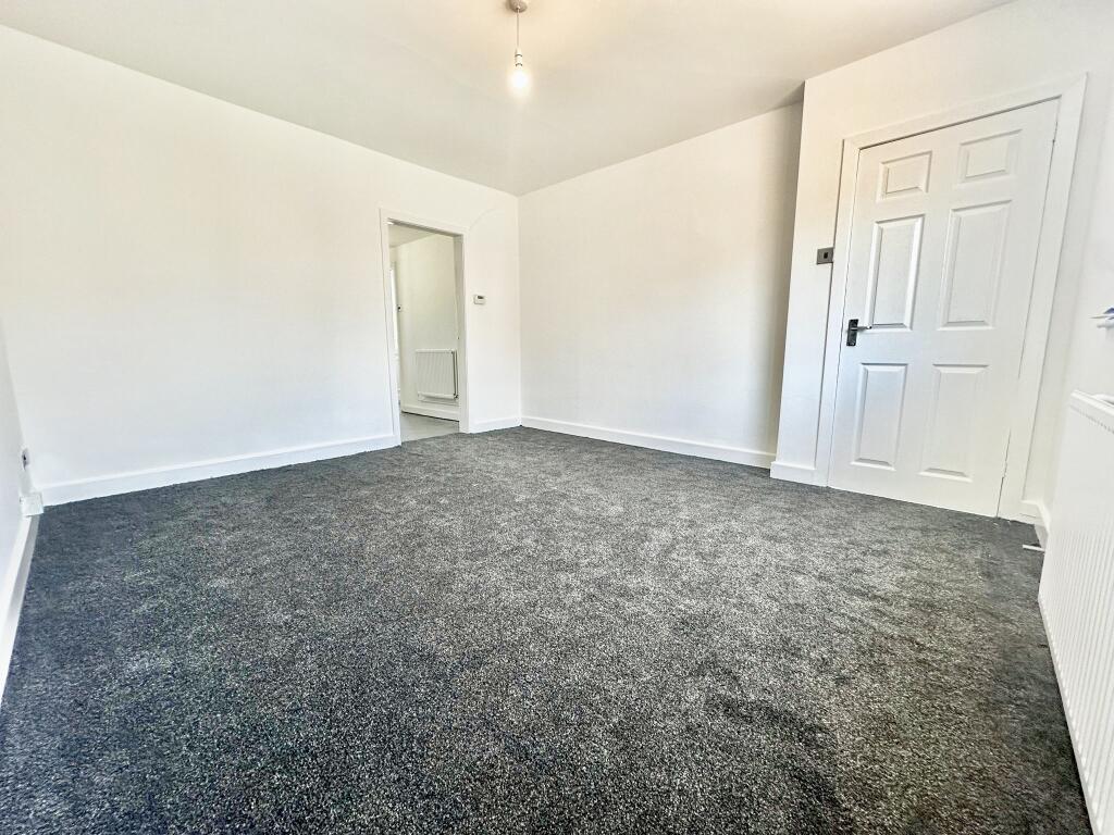 Main image of property: Ecclesburn Avenue, LEEDS