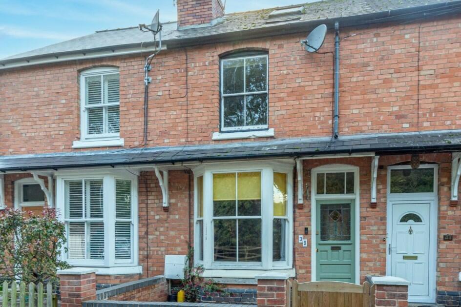 3 bedroom terraced house for sale in Brook Road, Bromsgrove, B61 7DD, B61