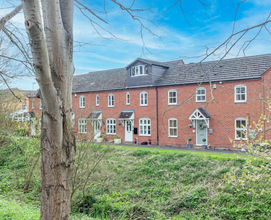 3 bedroom terraced house for sale in Maiden Way, Breme Park, B60 3GL, B60