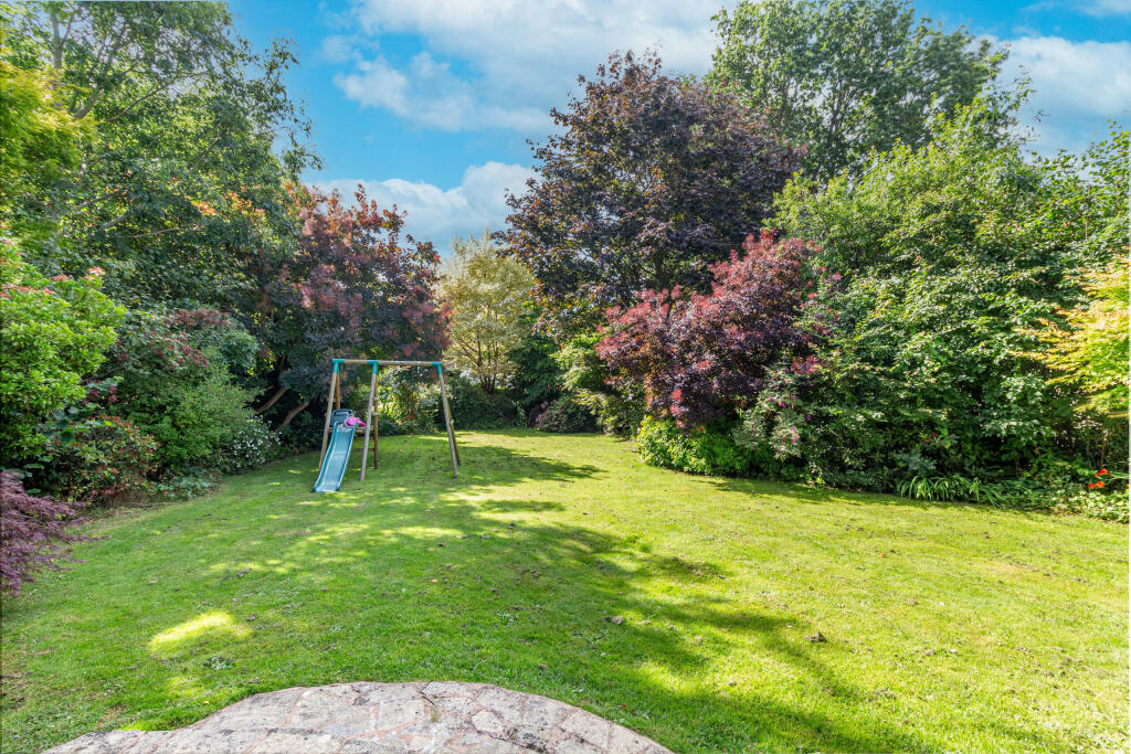 Additional property image - East Road, Bromsgrove. B60 2NJ