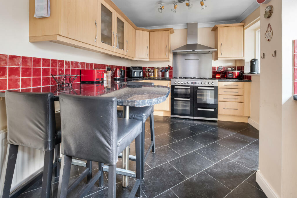 Additional property image - Wheelwright Close, Stoke Heath, Bromsgrove B60