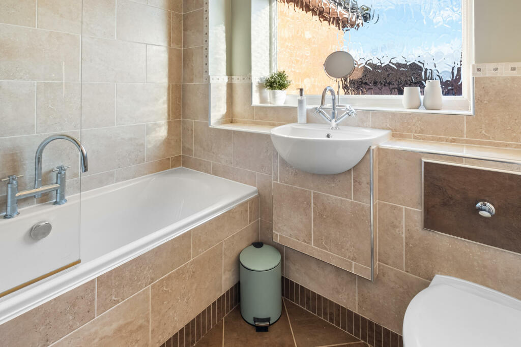 Additional property image - Wheelwright Close, Stoke Heath, Bromsgrove B60