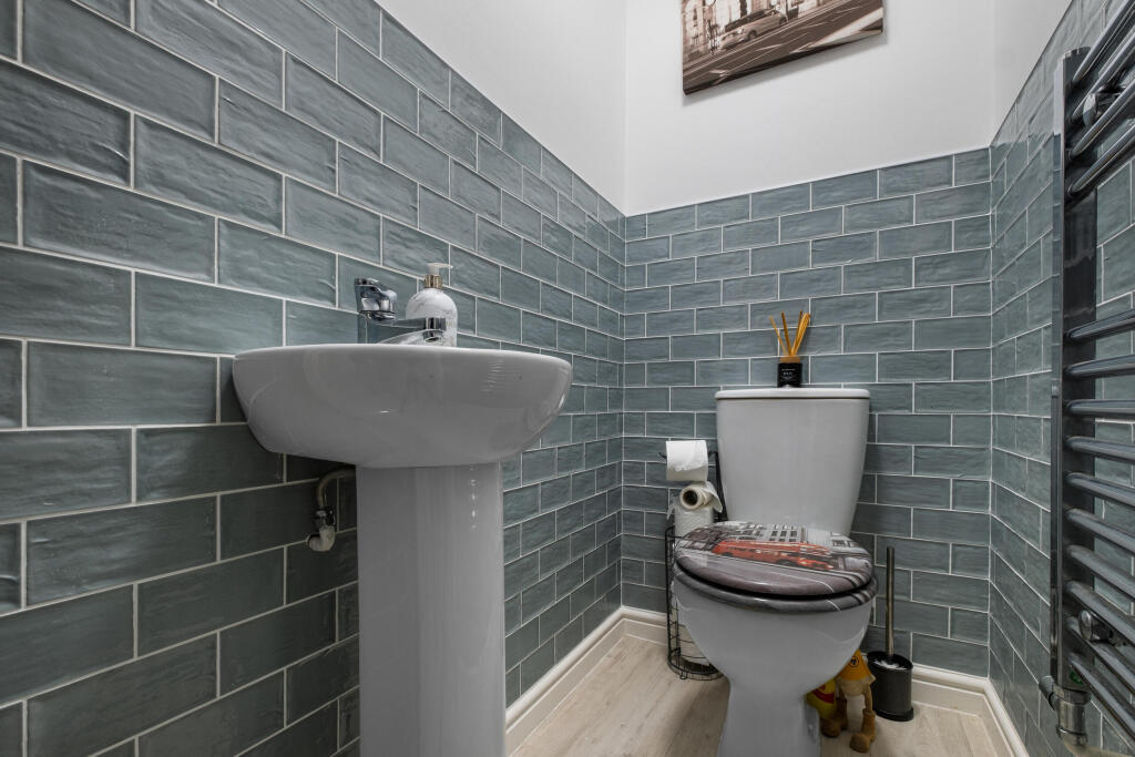 Additional property image - Pavilion Gardens, Bromsgrove, Worcestershire