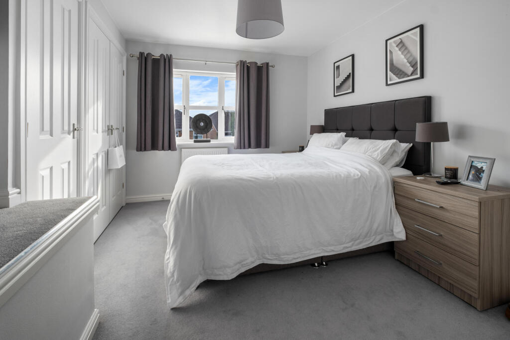Additional property image - Pavilion Gardens, Bromsgrove, Worcestershire