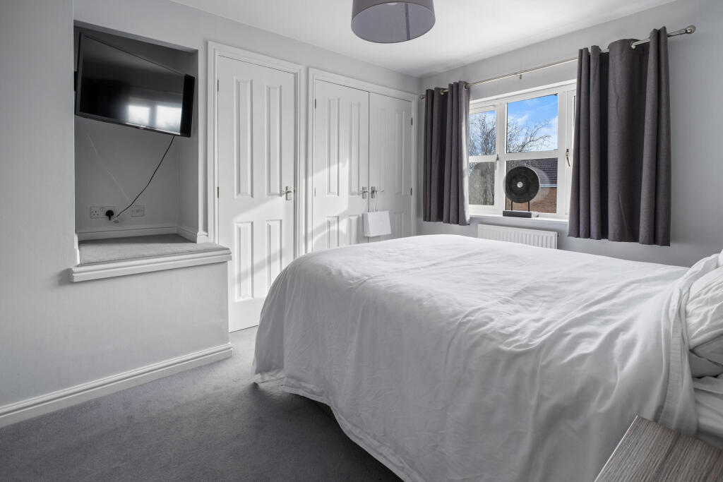 Additional property image - Pavilion Gardens, Bromsgrove, Worcestershire