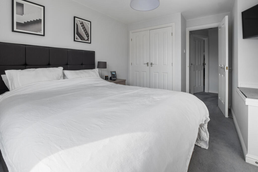 Additional property image - Pavilion Gardens, Bromsgrove, Worcestershire